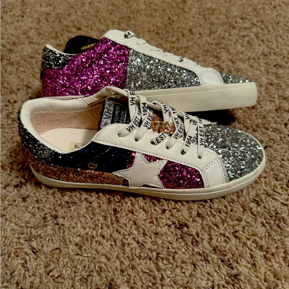 Vintage Havana Leather Shae Glitter Sneakers Silver, Green & Purple Women’s 6